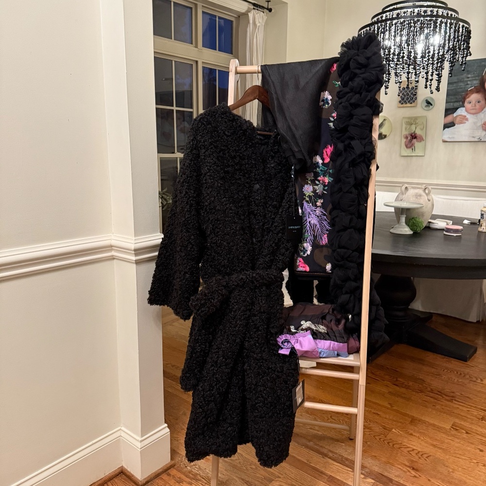 MUTIPLE ITEM — CYNTHIA ROWLEY CAPSULE - Picture 2 of 7